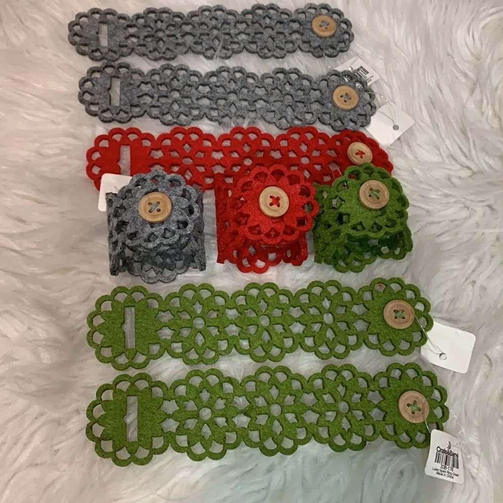 🟢3 for $20 —CRATE & Barrel 8 napkin rings laser cut button closure NWT